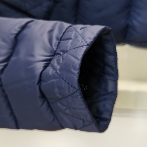 Lands end down parka - Picture 3 of 9